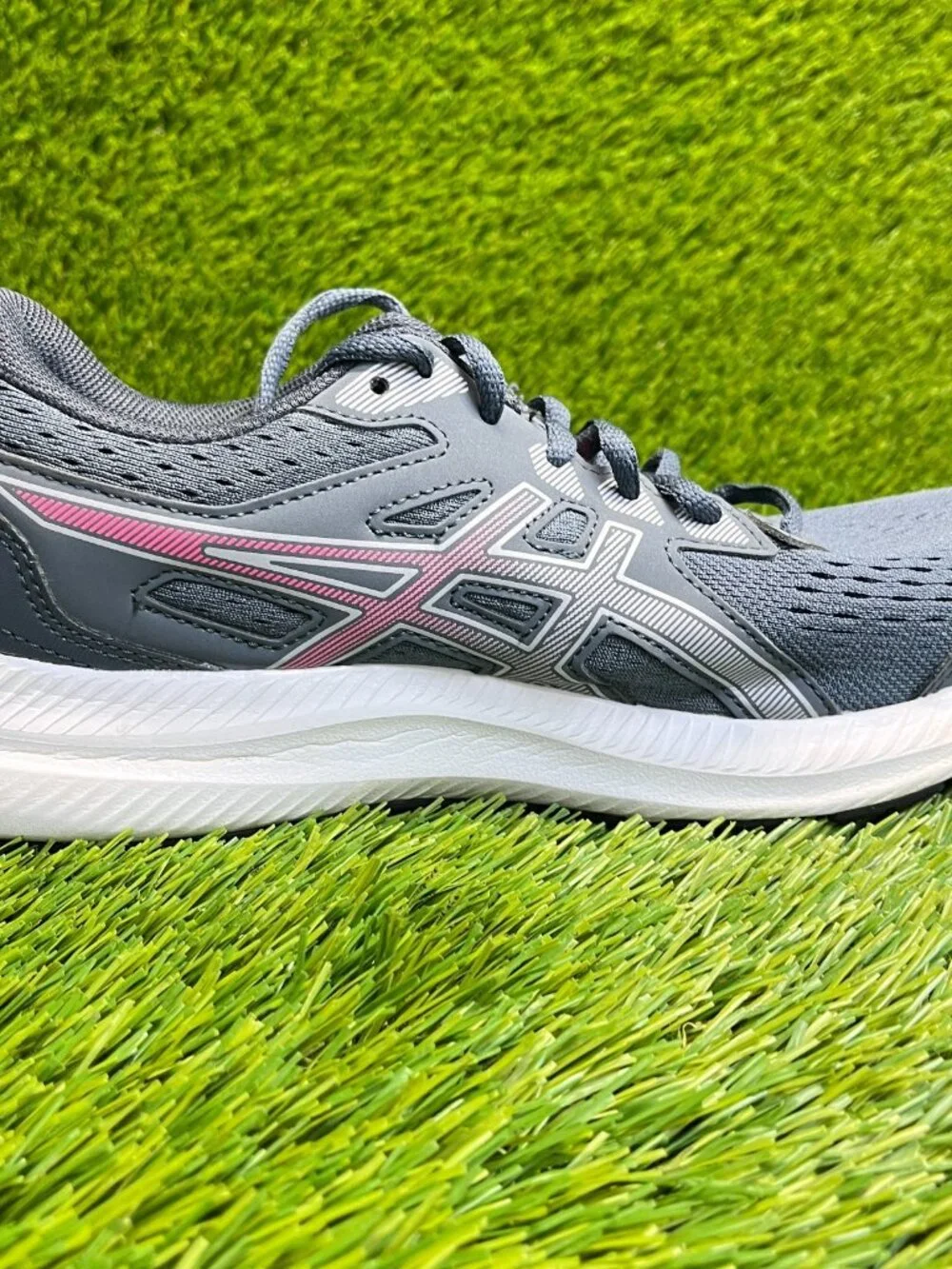 Asics Gel-Contend 8 Womens Size 8 Gray White Athletic Running Shoes Sneakers